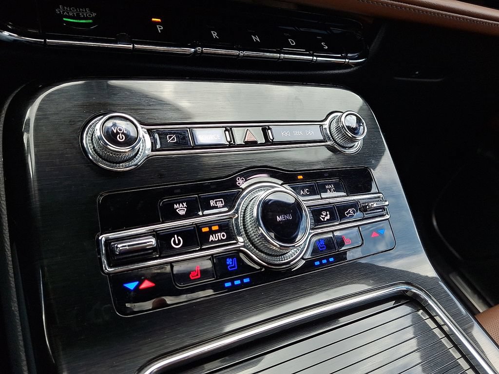 Certified 2023 Lincoln Nautilus Reserve AWD/4WD image 16
