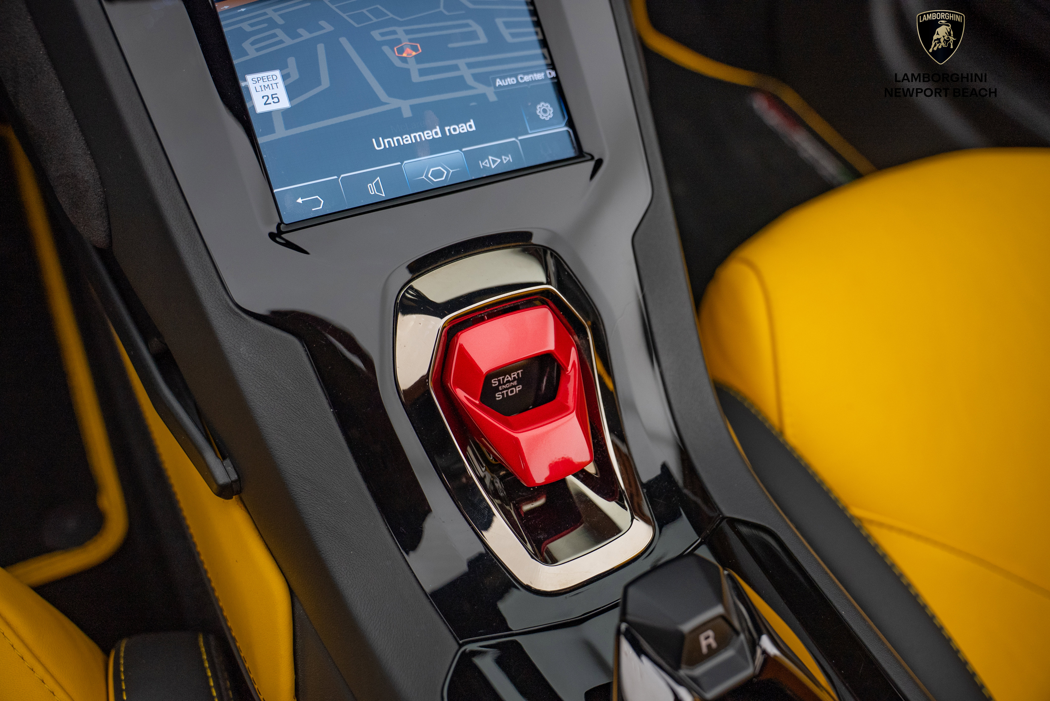 Used 2023 Lamborghini Huracan EVO image 33