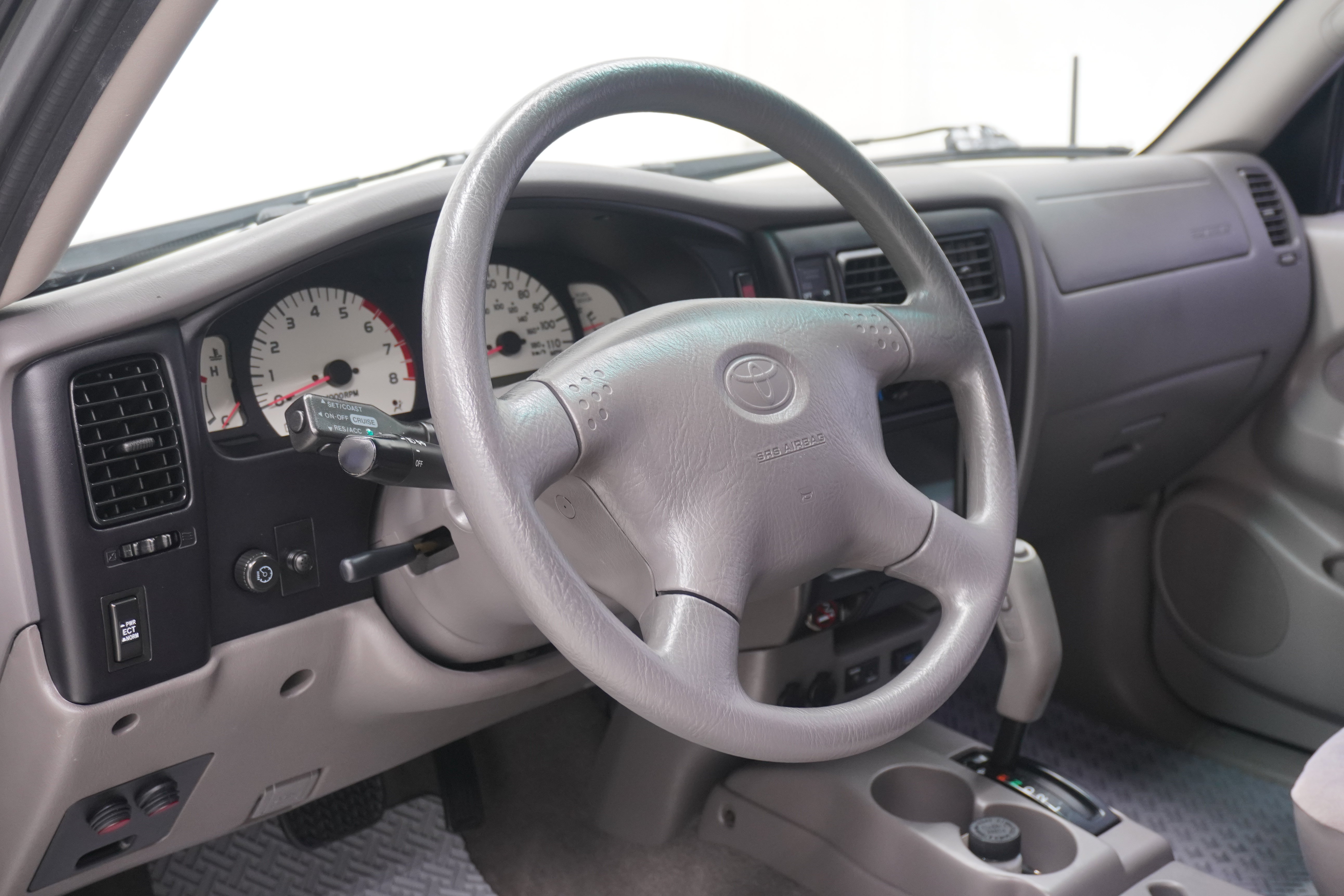 Used 2001 Toyota Tacoma PreRunner w/ SR5 Pkg w/ Chrome Pkg RWD image 11