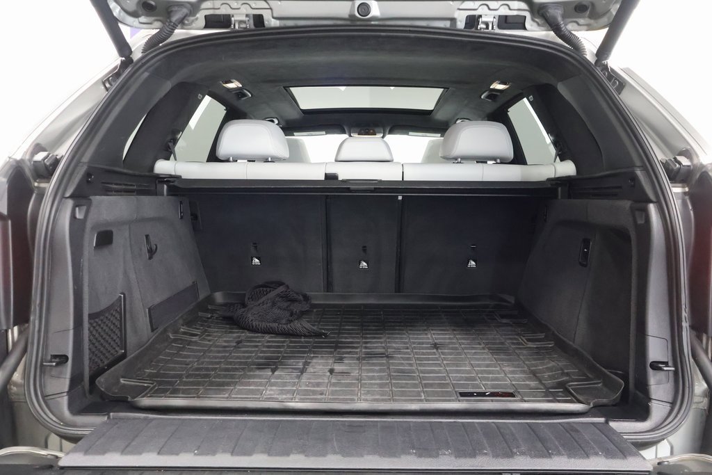 Used 2016 BMW X5 M image 28