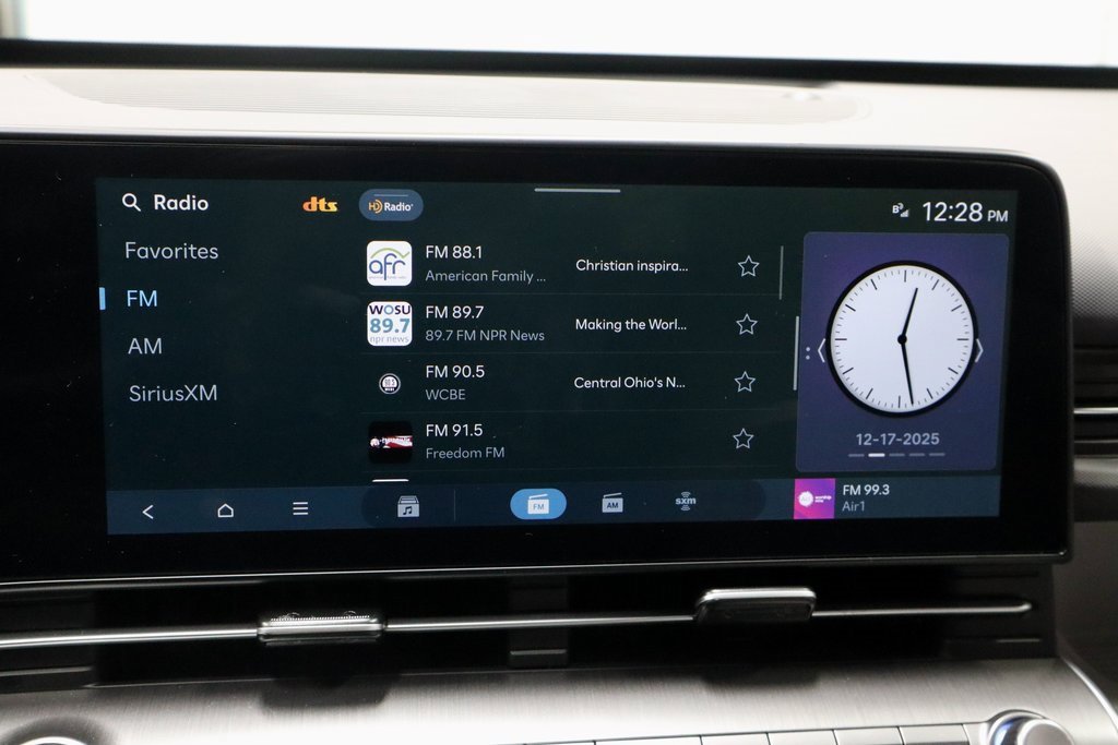 Certified 2024 Hyundai Kona SE image 4