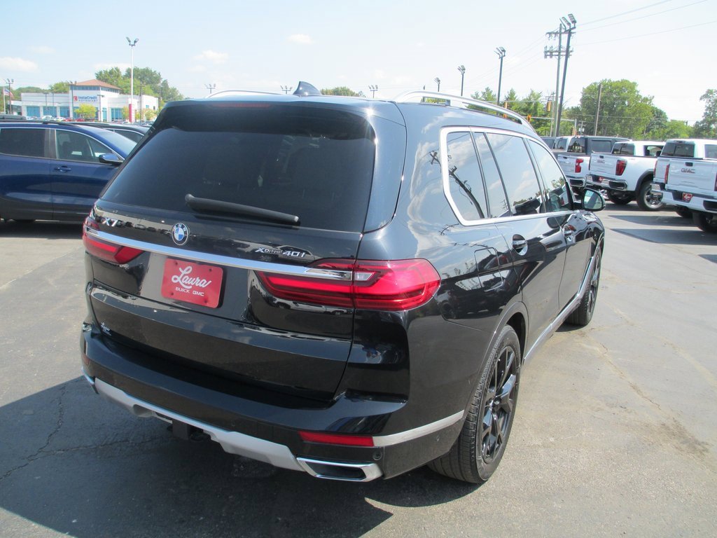 Used 2022 BMW X7 xDrive40i w/ Premium Package image 5
