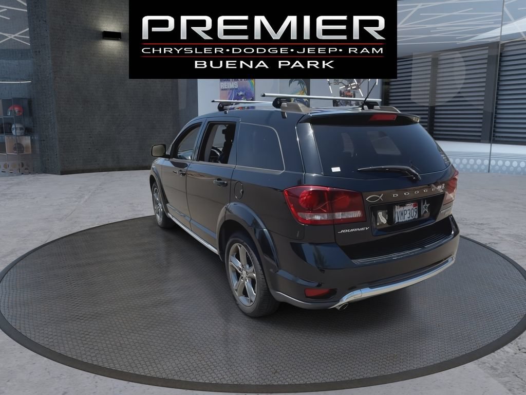 Used 2017 Dodge Journey Crossroad FWD image 6