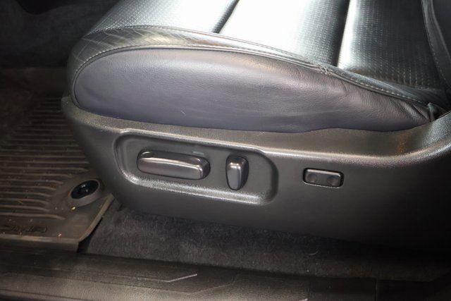Used 2023 Toyota Tacoma Limited AWD/4WD image 13