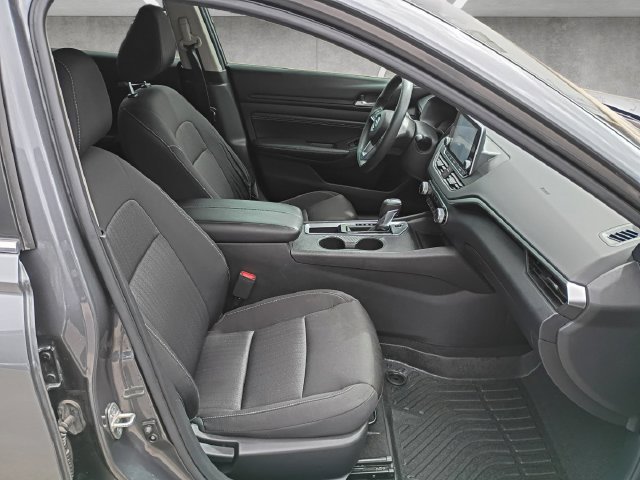 Used 2020 Nissan Altima 2.5 S FWD image 24