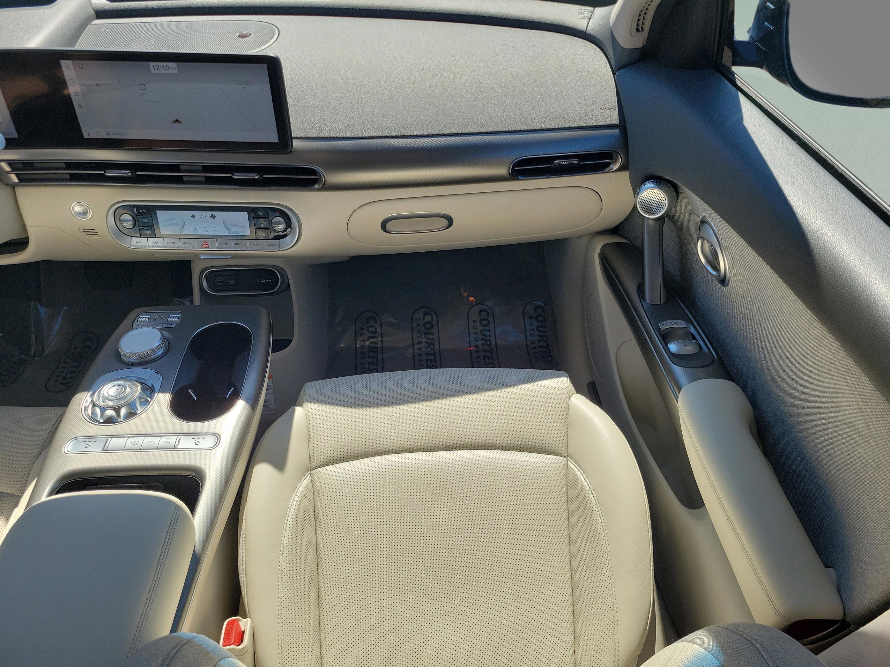 Used 2024 Genesis GV60 RWD image 20