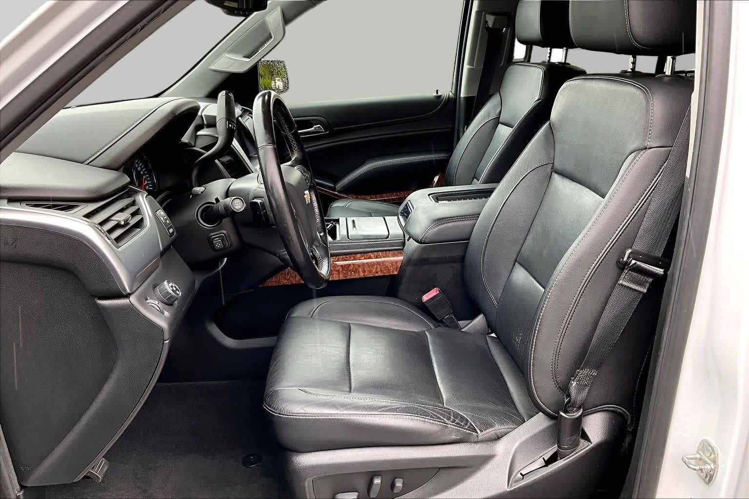Used 2020 Chevrolet Tahoe Premier RWD image 7