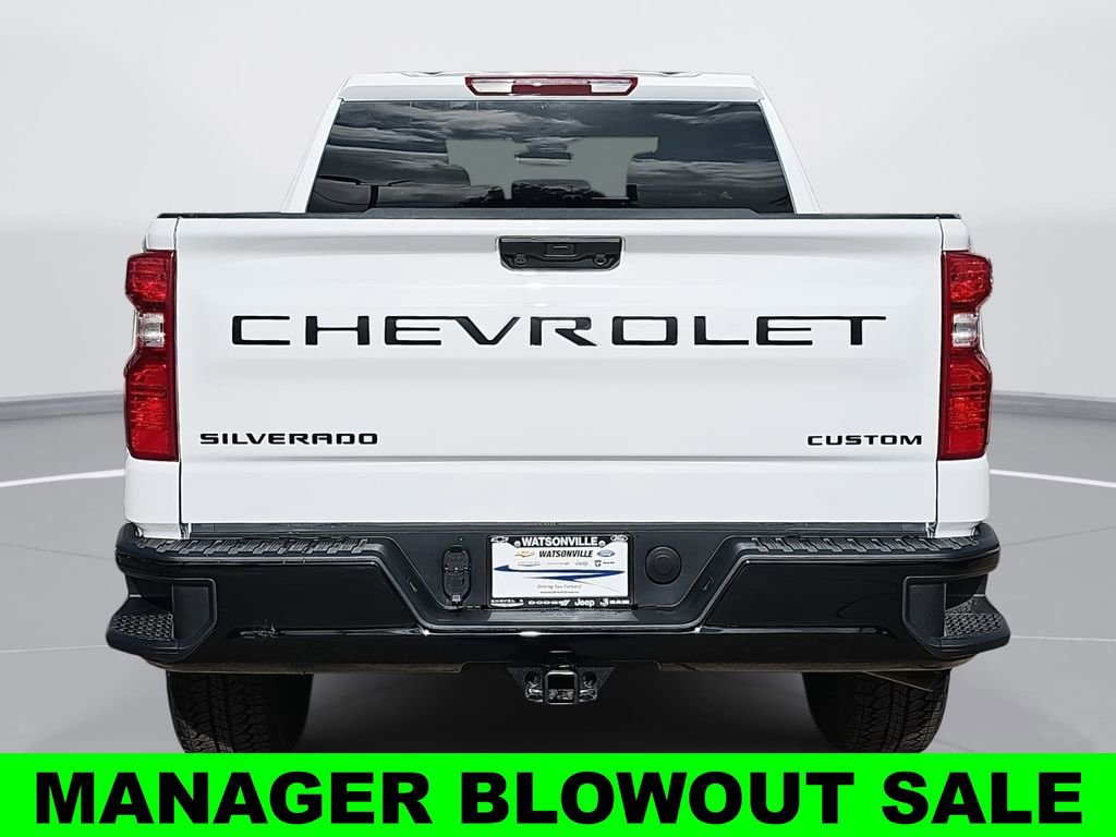 New 2026 Chevrolet Silverado 1500 Custom Trail Boss w/ Turbomax Blackout Package AWD/4WD image 4