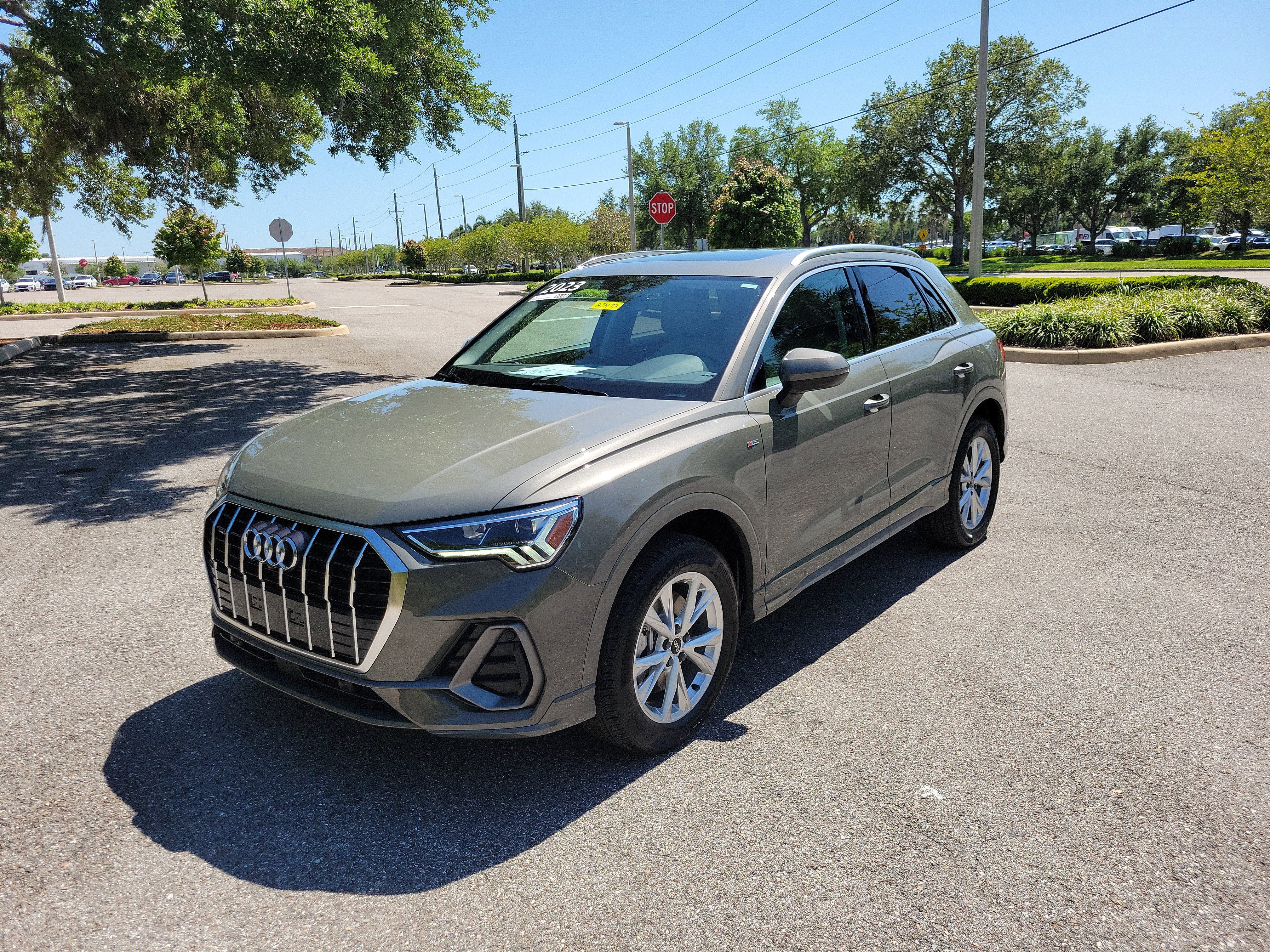 Certified 2023 Audi Q3 2.0T Premium Plus w/ Premium Plus Package image 8