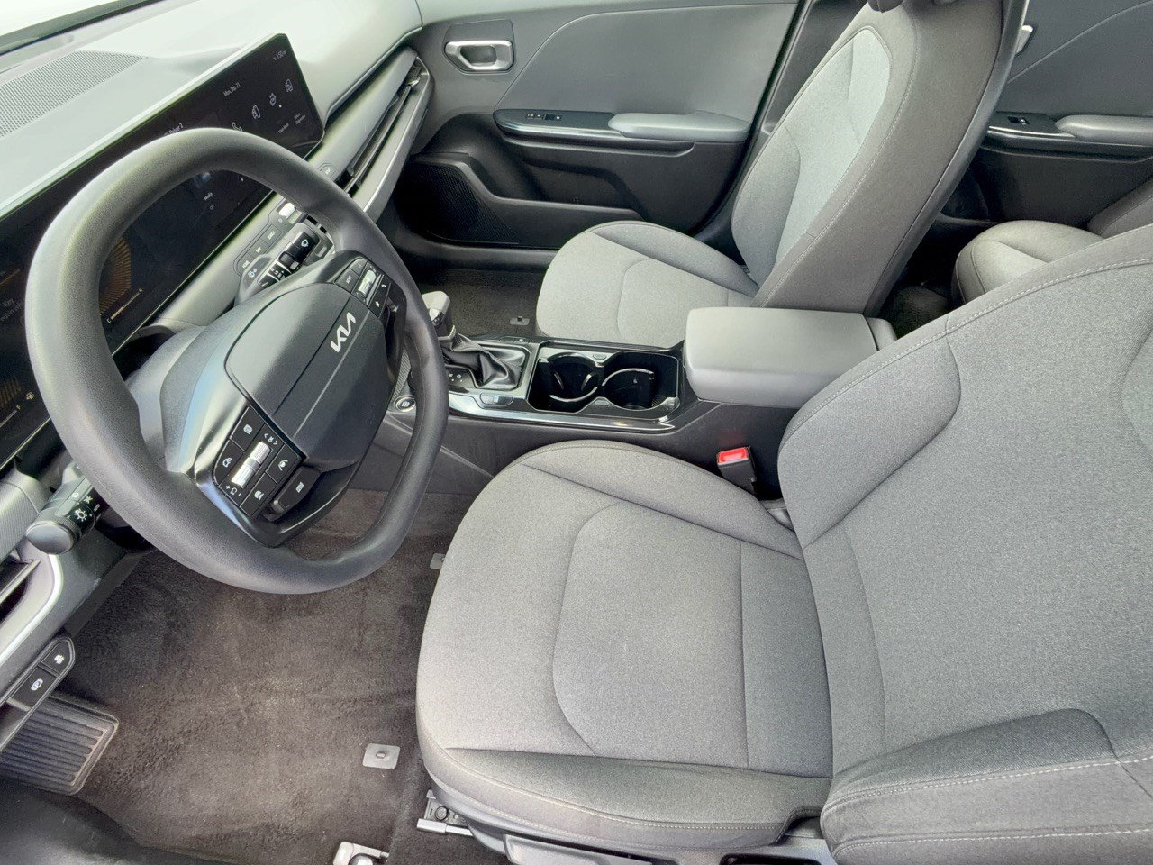 Used 2025 Kia K4 FWD image 5