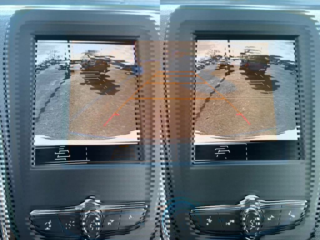 Used 2024 Chevrolet Equinox LT image 18