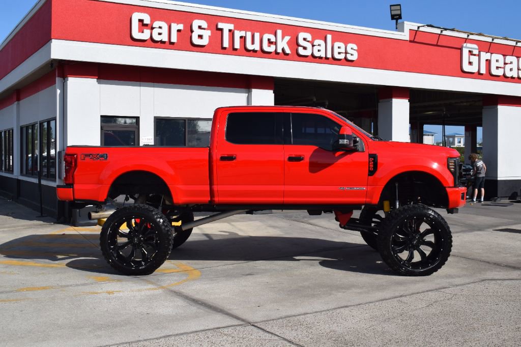 Used 2017 Ford F250 XLT w/ XLT Premium Package AWD/4WD image 3