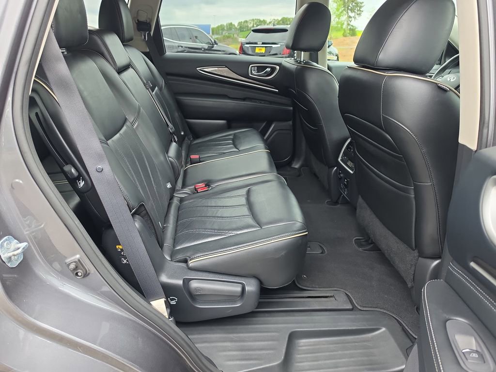 Used 2017 INFINITI QX60 Luxe w/ Premium Plus Package AWD/4WD image 32