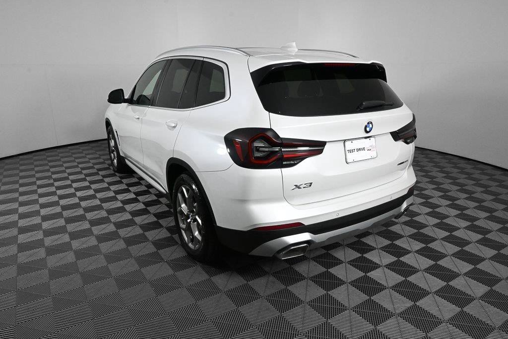Used 2024 BMW X3 sDrive30i RWD image 4