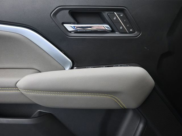 Used 2026 Chevrolet Colorado ZR2 image 25