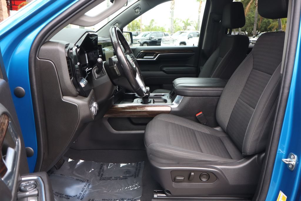 Used 2023 GMC Sierra 1500 Elevation w/ X31 Off-Road Package AWD/4WD image 20