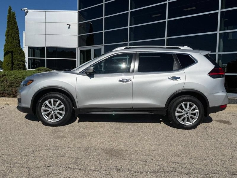 Used 2017 Nissan Rogue SV AWD/4WD image 6