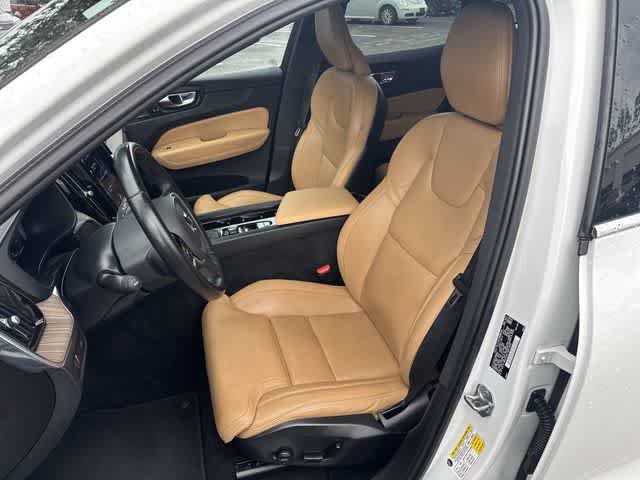 Used 2021 Volvo XC60 T5 Inscription FWD image 14