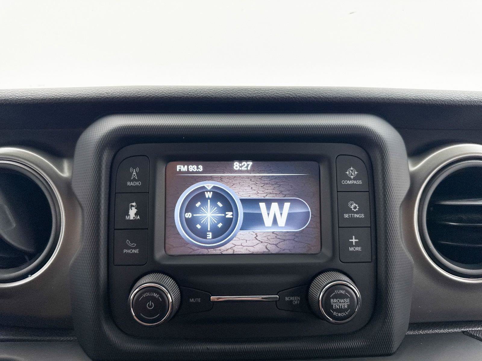 Used 2018 Jeep Wrangler Unlimited Sport AWD/4WD image 6