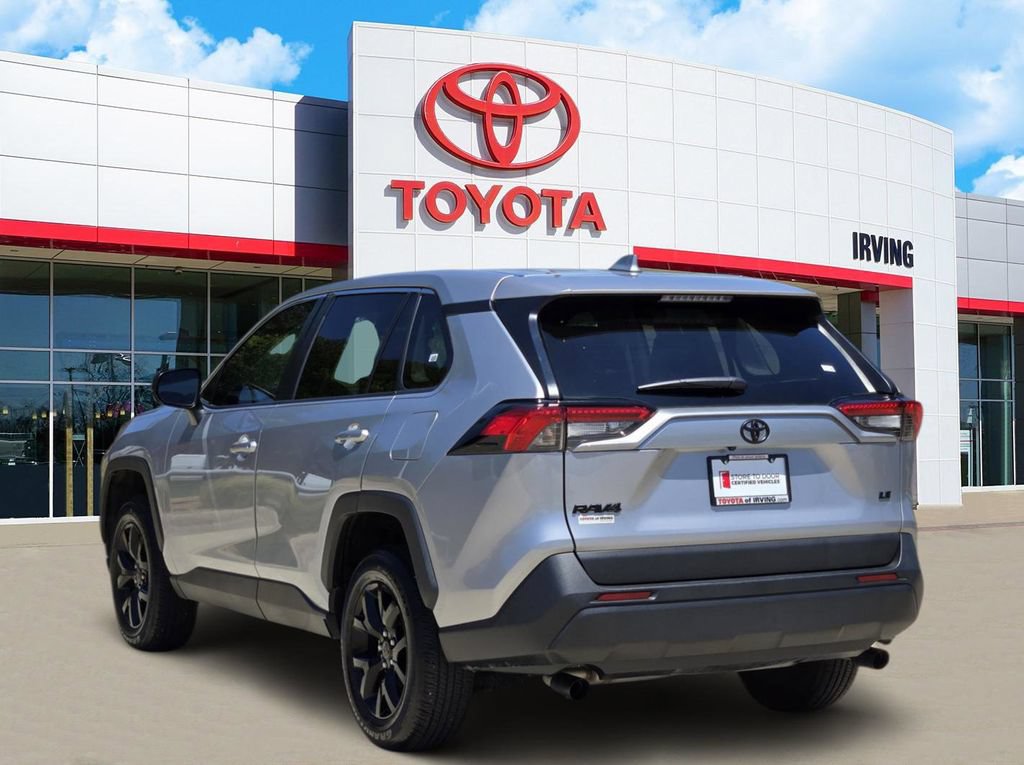 Used 2024 Toyota RAV4 LE FWD image 3