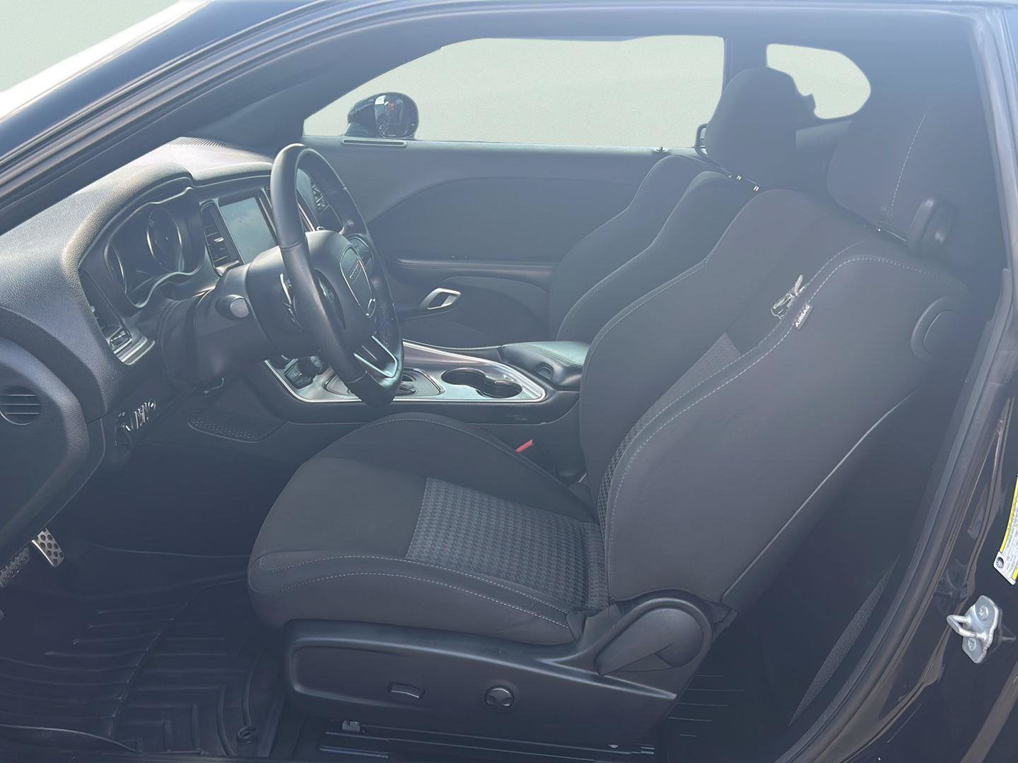 Used 2022 Dodge Challenger R/T Scat Pack RWD image 7