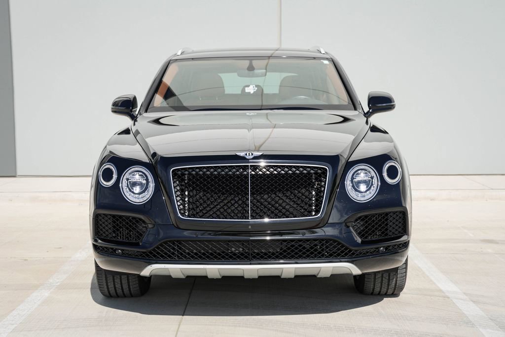 Used 2019 Bentley Bentayga AWD/4WD image 3