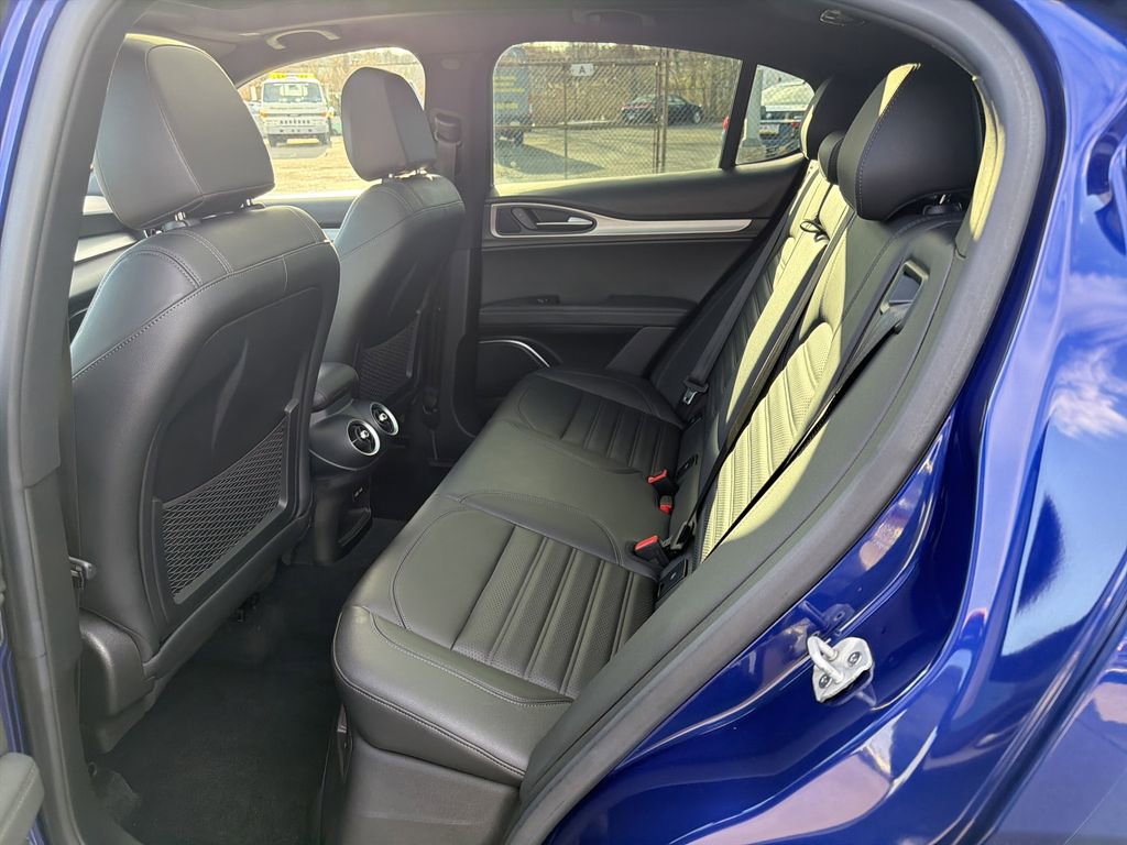 Used 2021 Alfa Romeo Stelvio Ti Sport image 13
