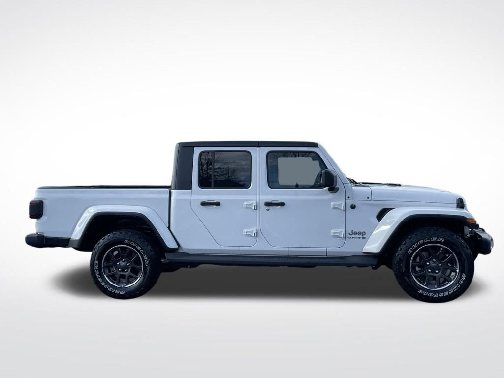 Used 2022 Jeep Gladiator Overland w/ LED Lighting Group image 7