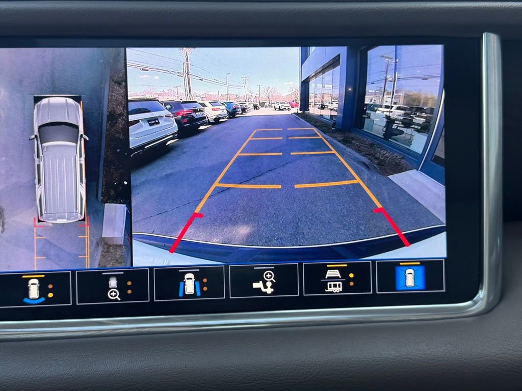 Used 2021 GMC Yukon XL Denali w/ Denali Ultimate Package RWD image 23