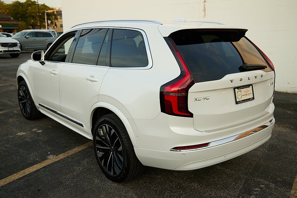 New 2025 Volvo XC90 B6 Plus w/ Protection Package Premier image 7