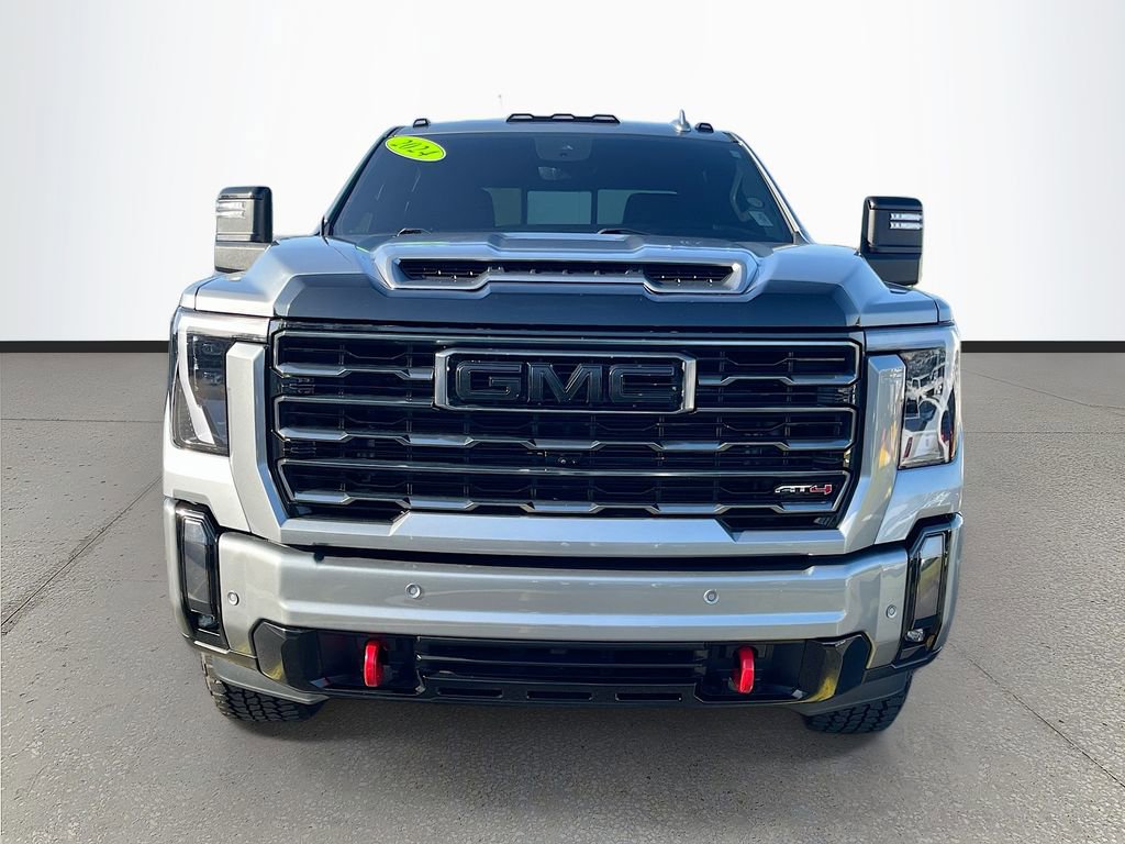 Used 2024 GMC Sierra 2500 AT4 w/ AT4 Premium Plus Package image 2