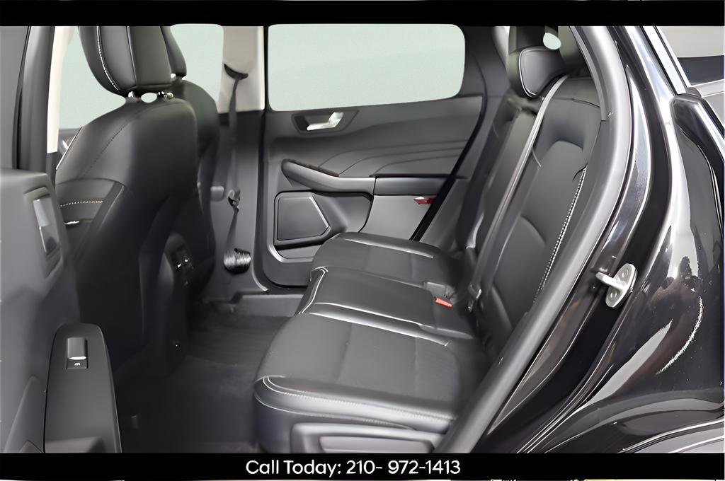 Used 2021 Ford Escape SEL FWD image 40