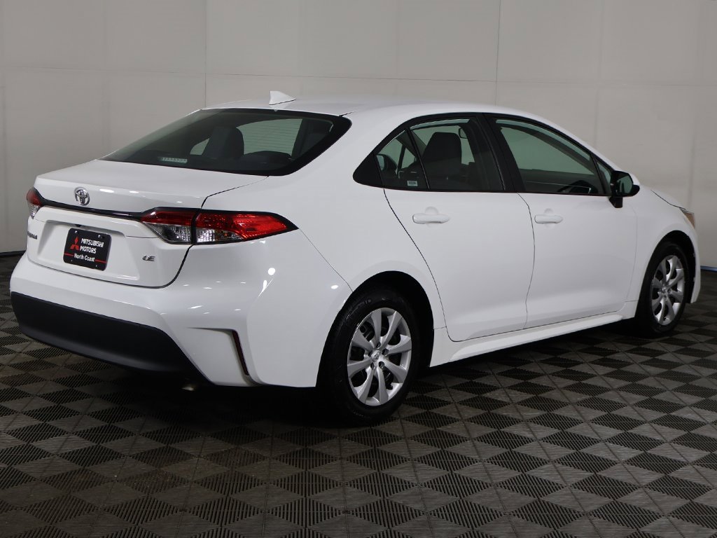 Used 2024 Toyota Corolla LE image 7