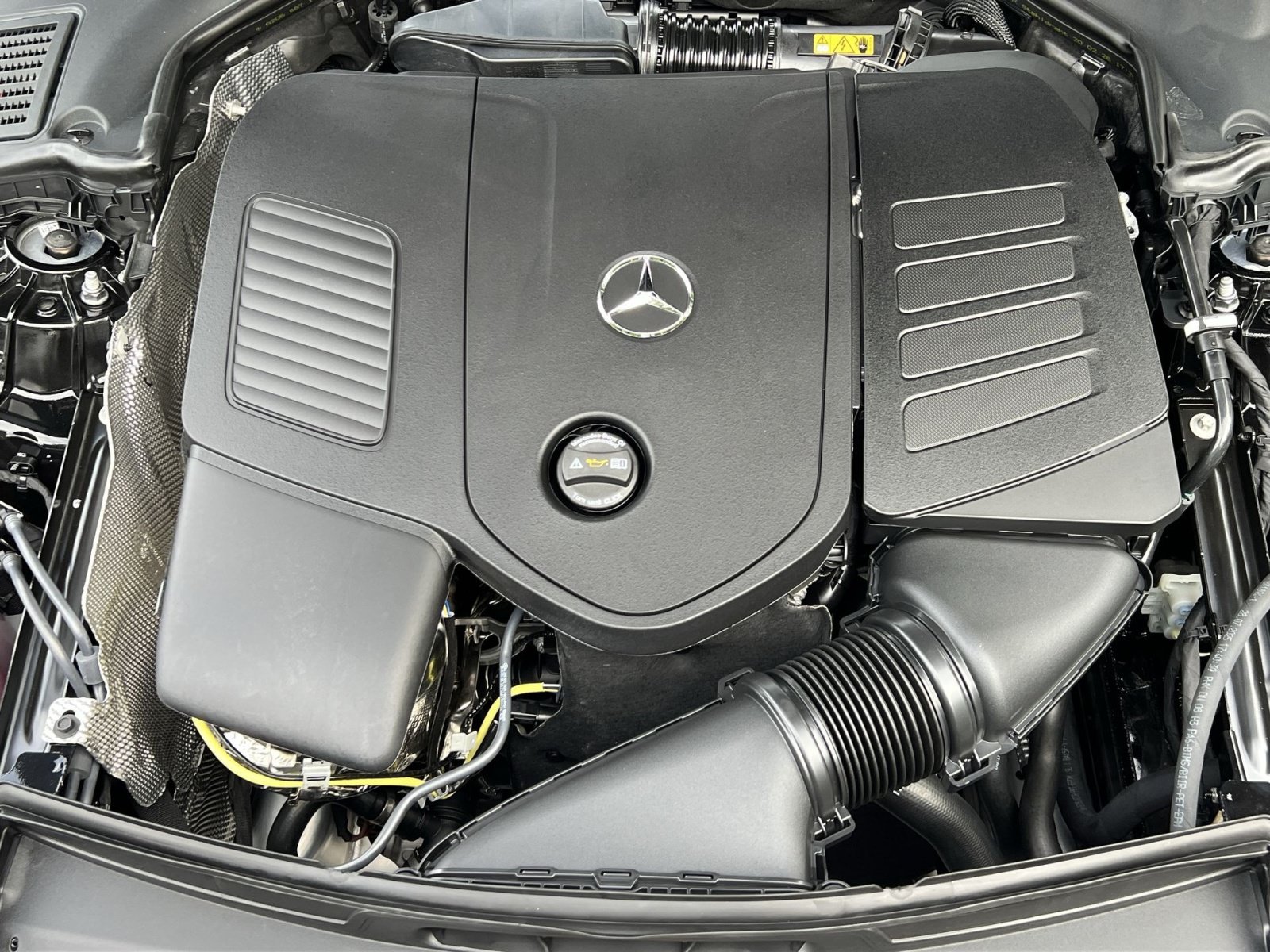 New 2026 Mercedes-Benz C 300 4MATIC Sedan image 34