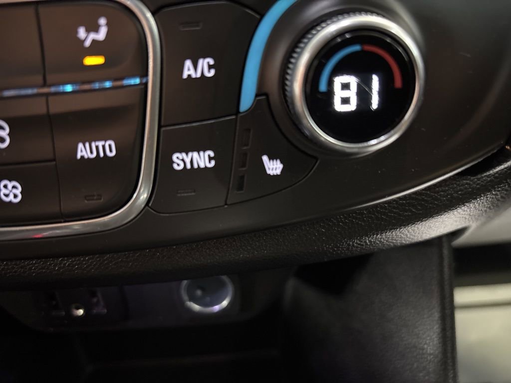 Certified 2020 Chevrolet Traverse LT image 36