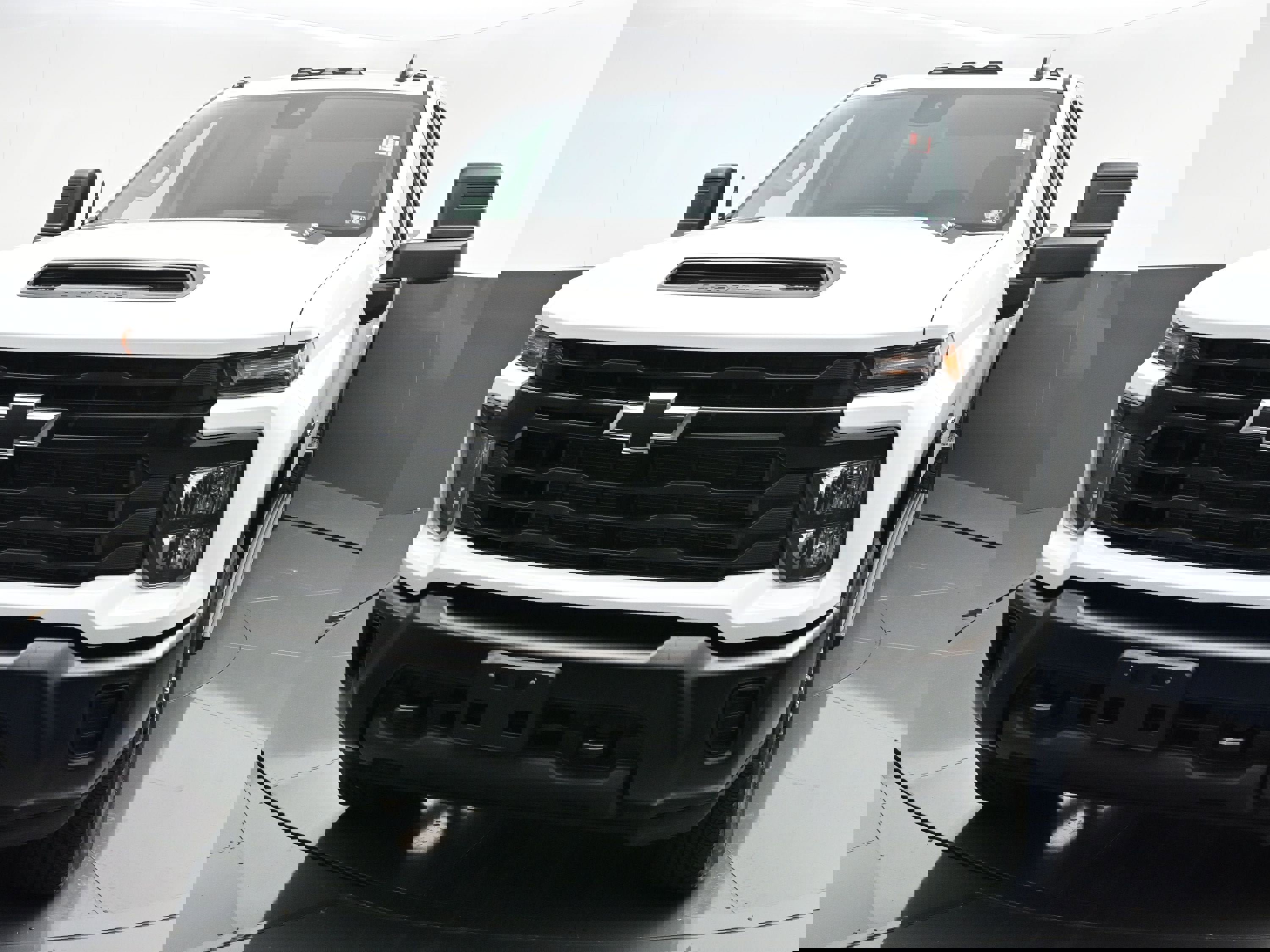 Certified 2025 Chevrolet Silverado 2500 W/T image 3