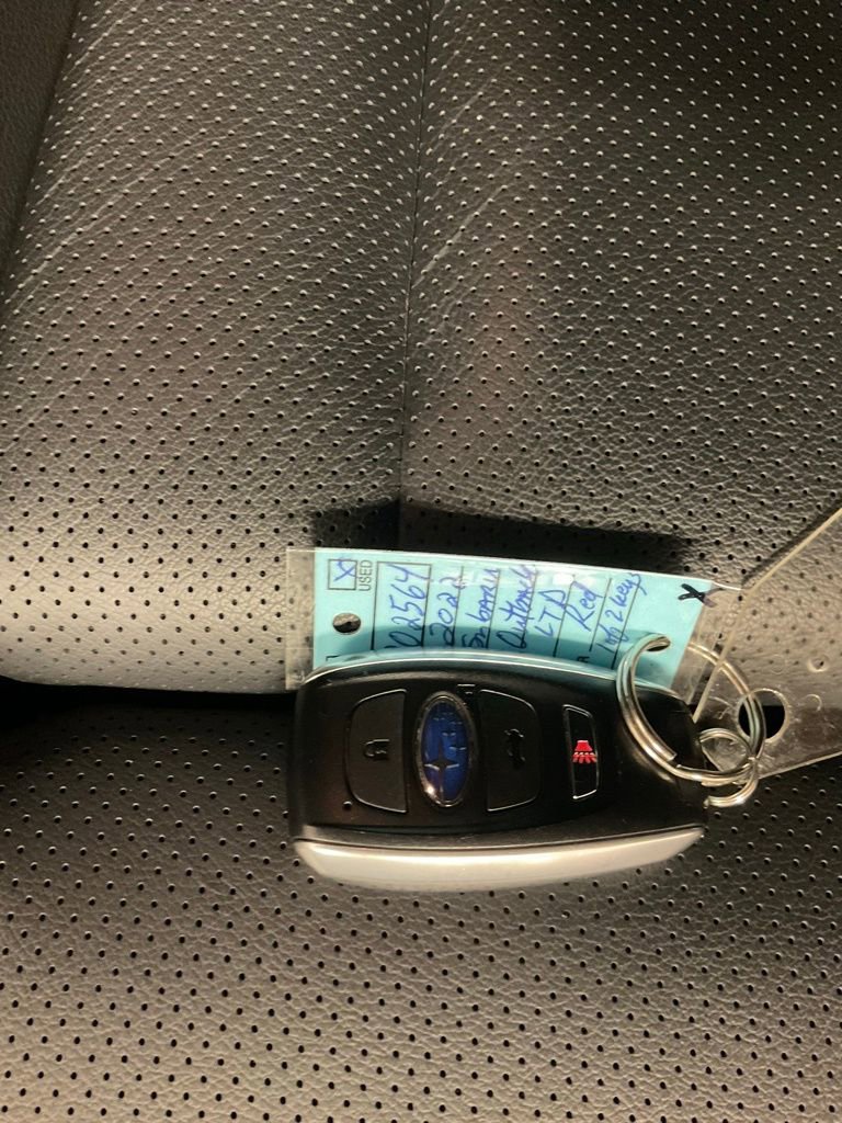 Used 2022 Subaru Outback Limited image 33