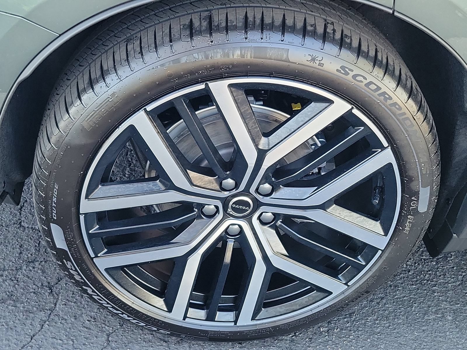 New 2027 Volvo EX60 Ultra AWD/4WD image 3