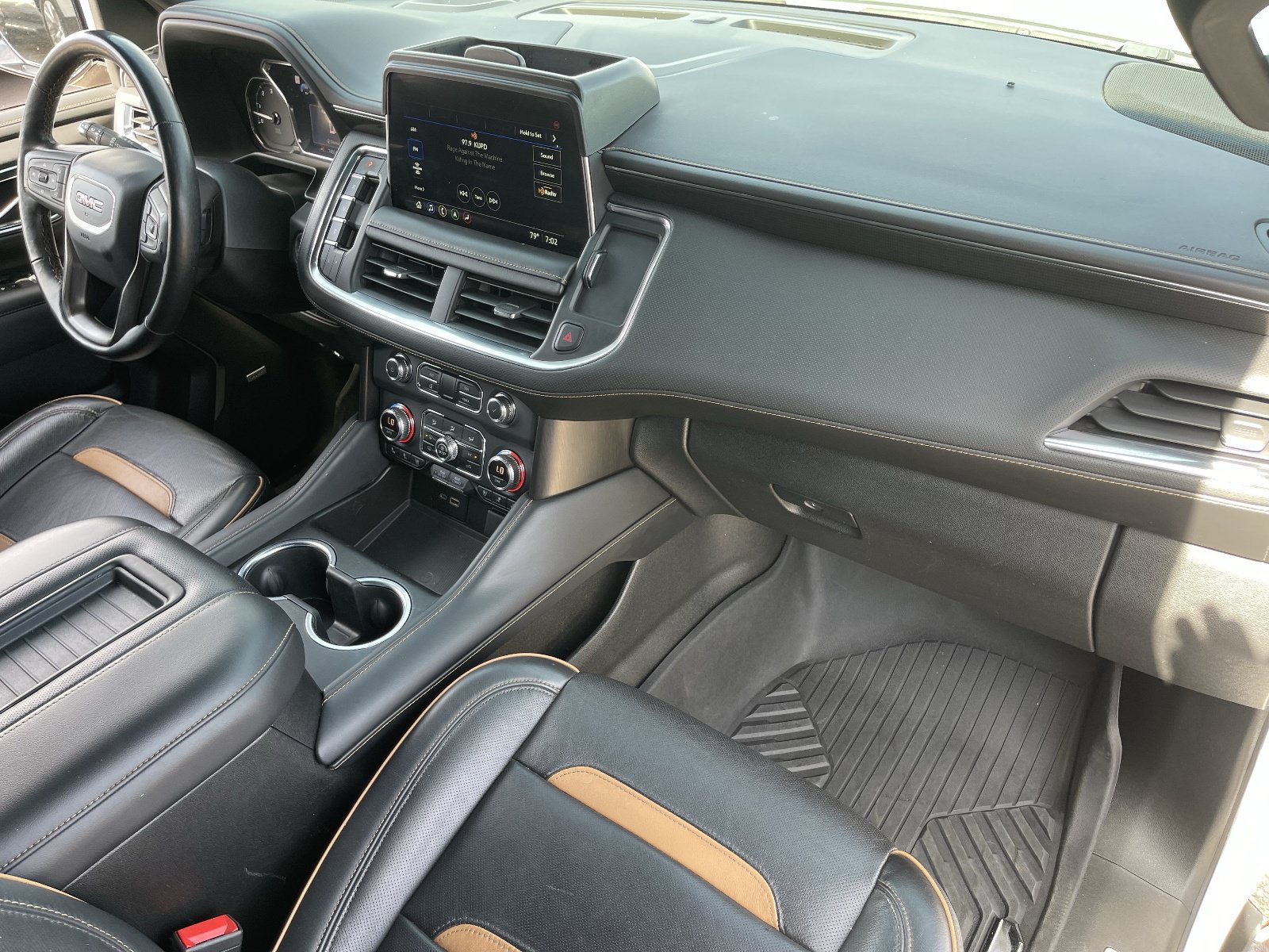 Certified 2021 GMC Yukon AT4 w/ Rear Media and Nav Package AWD/4WD image 13