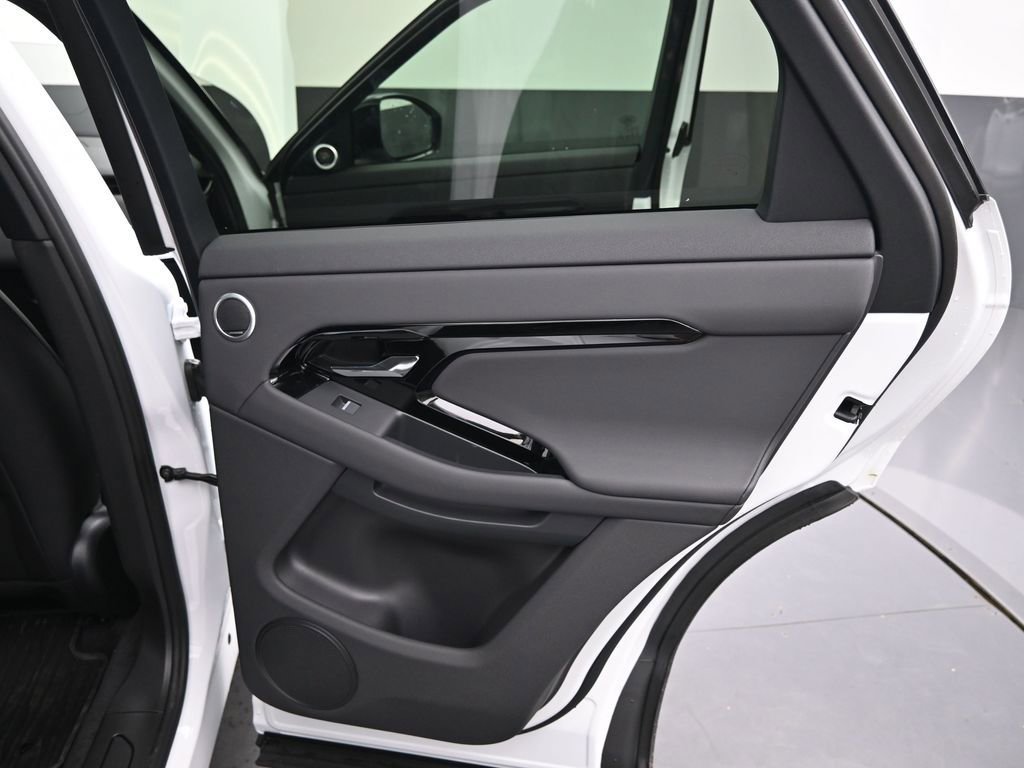 New 2026 Land Rover Range Rover Evoque S image 12