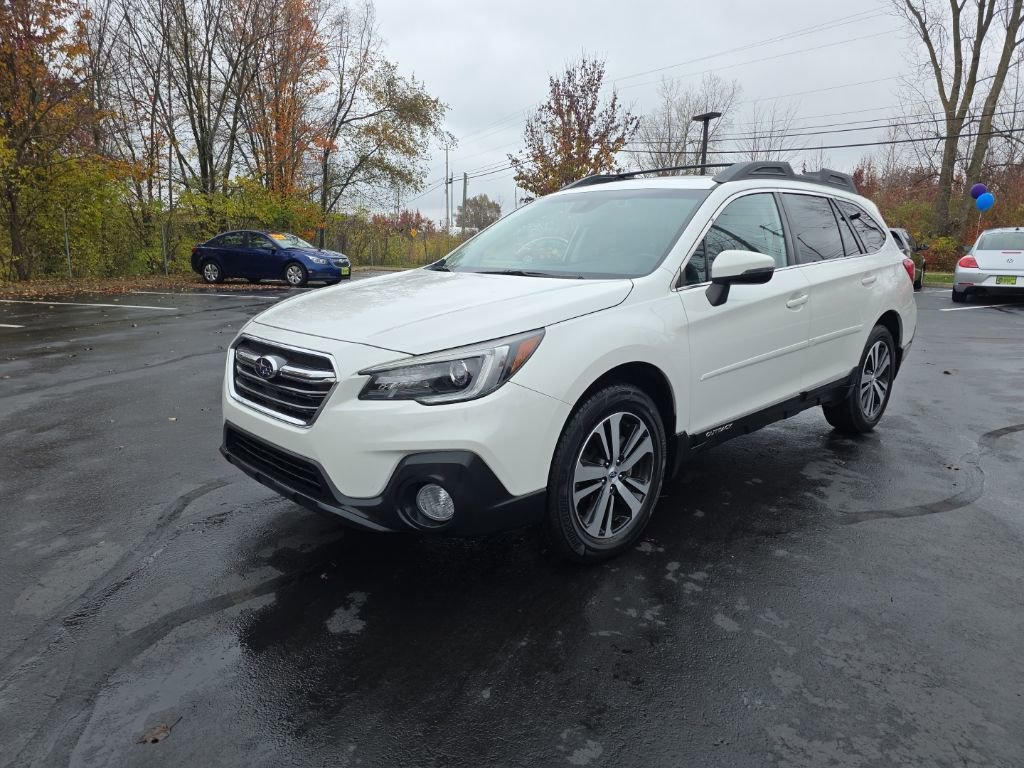 Used 2018 Subaru Outback 2.5i Limited image 3