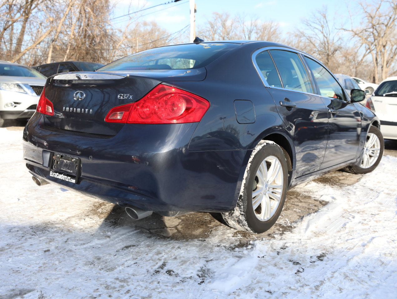Used 2013 INFINITI G37 x w/ Premium Pkg image 6