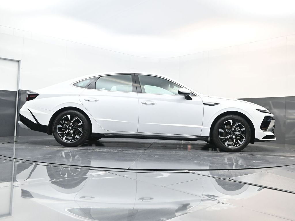 Certified 2025 Hyundai Sonata SEL image 22