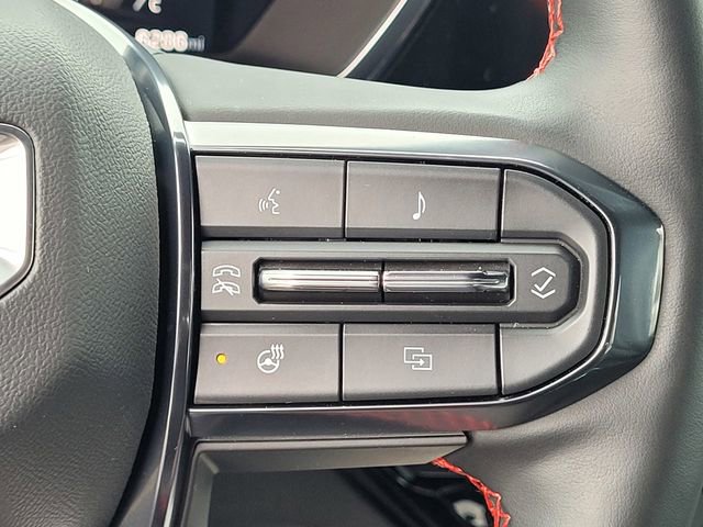 Used 2024 GMC Canyon AT4X image 25