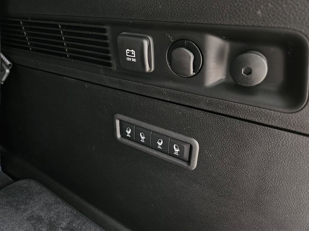 New 2026 Jeep Grand Wagoneer Limited image 12