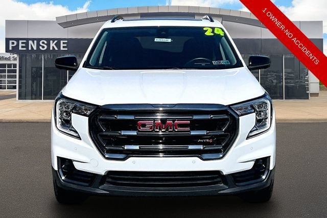 Certified 2024 GMC Terrain AT4 w/ Tech Package AWD/4WD image 3