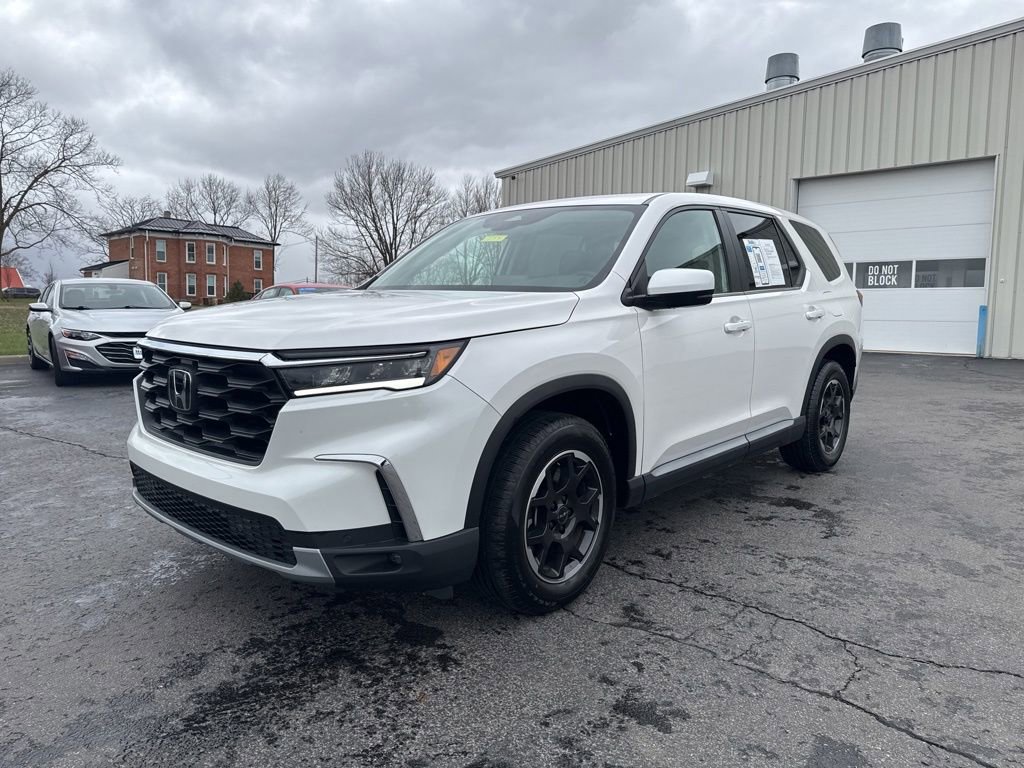 Certified 2025 Honda Pilot EX-L image 3
