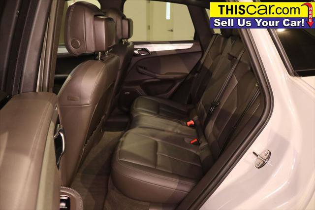 Used 2022 Porsche Macan GTS AWD/4WD image 29