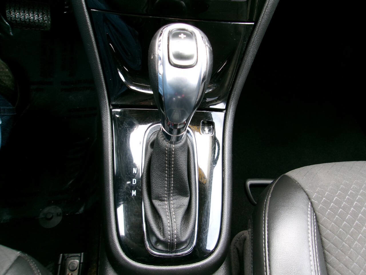 Used 2017 Buick Encore Preferred image 27