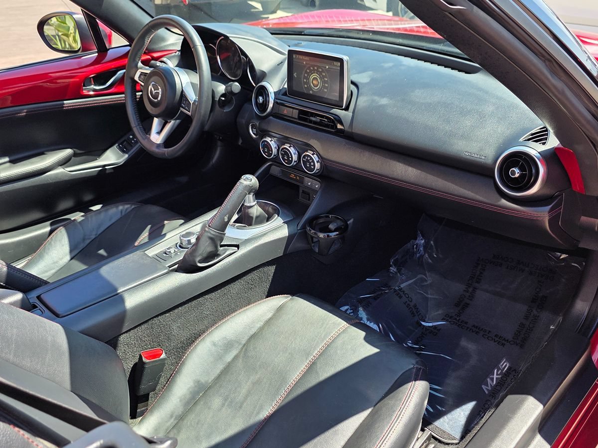 Used 2016 MAZDA MX-5 Miata Grand Touring RWD image 14